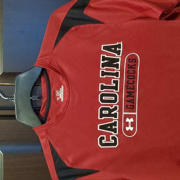 Under Armour Other - Under Armour Men's University of South Carolina Short-sleeve shirt - Red - M
